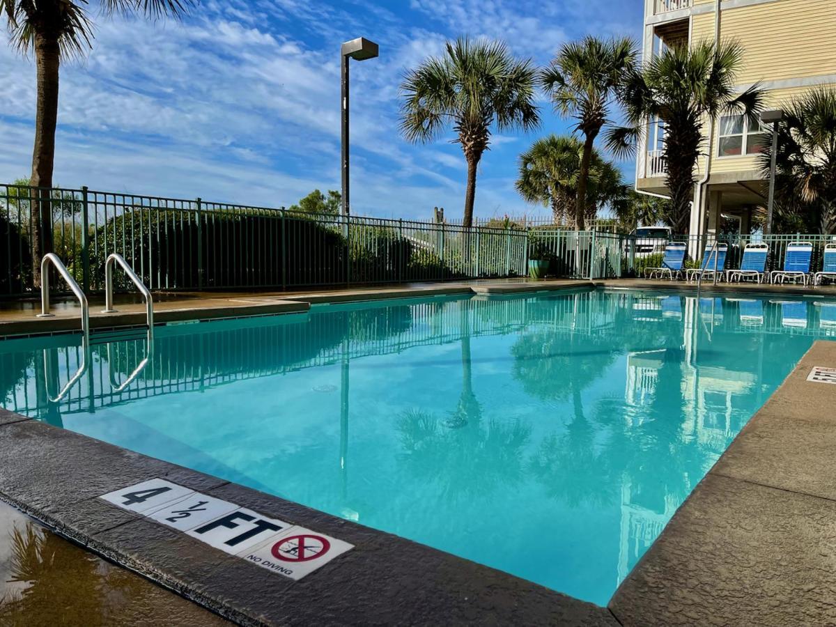 Sunny Seaside Escape Perfect For Couples Apartment Myrtle Beach Exterior photo